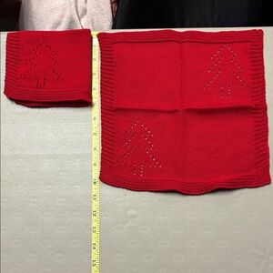 Red Christmas Tree Table Linens